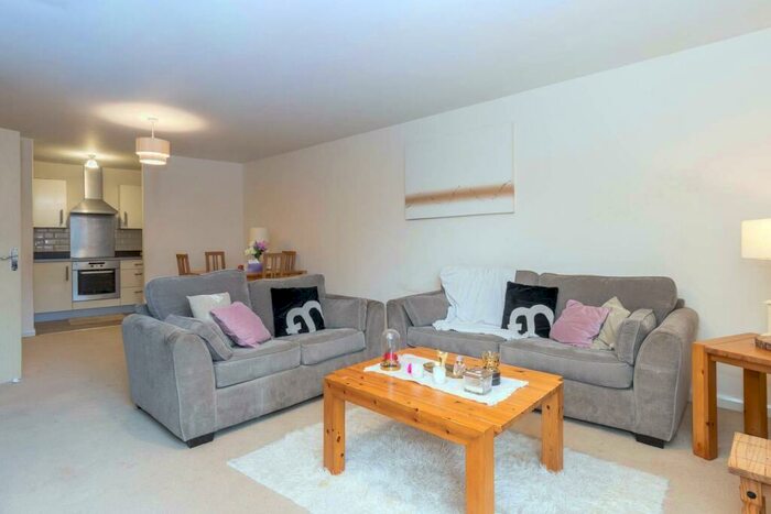 2 Bedroom Apartment To Rent In Skyline, Granville Street, B1