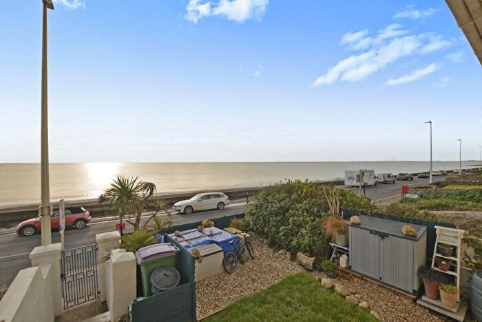 1 Bedroom Flat To Rent In Sandgate Esplanade, Folkestone, CT20