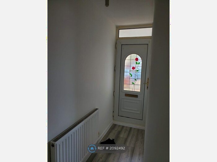 3 Bedroom Terraced House To Rent In Babington Road, Dagenham, RM8