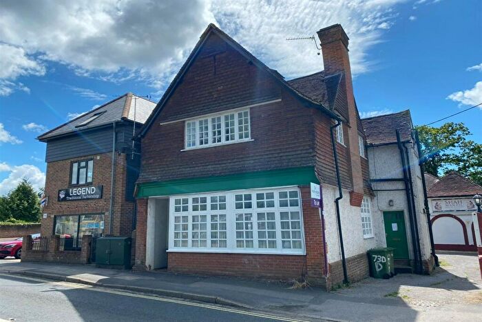 1 Bedroom Flat To Rent In Station Road, Liss, GU33