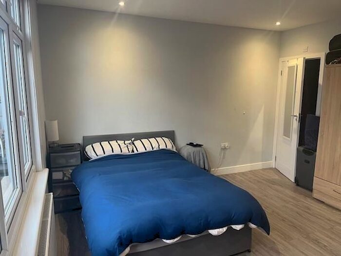 Property To Rent In Mitcham Road, London, SW17