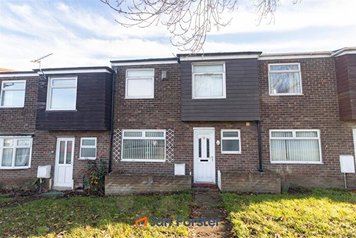 3 Bedroom Terraced House For Sale In Bedeburn Road, Newcastle Upon Tyne, NE5