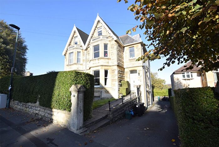 1 Bedroom Flat To Rent In Bloomfield Park, Bath, Somerset, BA2
