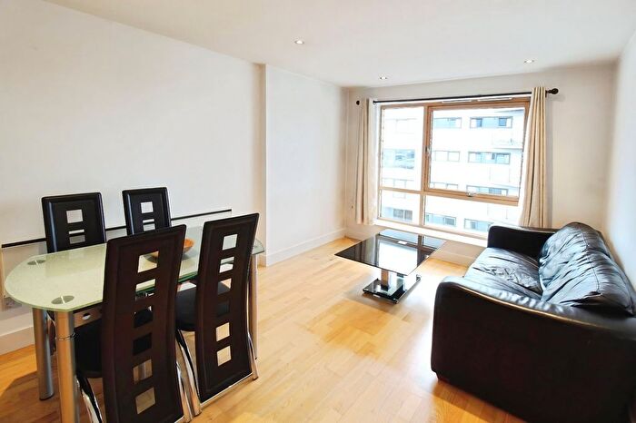 1 Bedroom Flat To Rent In Clarence House, The Boulevard, Leeds, West Yorkshire, LS10