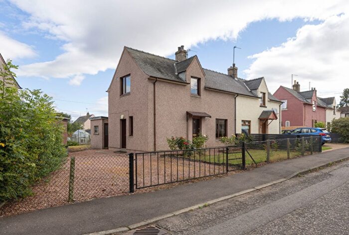 2 Bedroom Semi-Detached House For Sale In Glebeway, Meigle, PH12