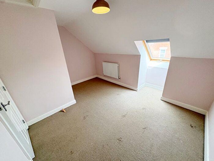 1 Bedroom Flat For Sale In Dudley Road, Grantham, NG31