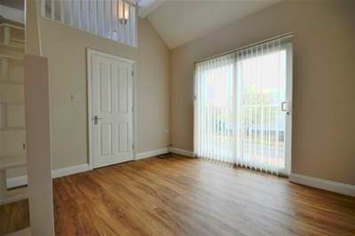 1 Bedroom Flat To Rent In Kings Hedges Road, Cambridge, CB4