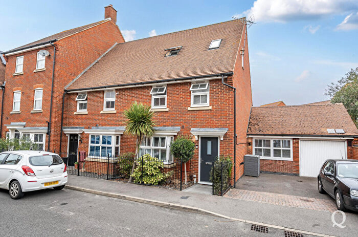 4 Bedroom Semi-Detached House For Sale In Carnation Crescent, Sittingbourne, Kent, ME10