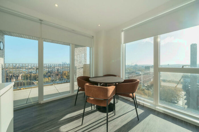 2 Bedroom Apartment To Rent In Thurlow Street, London, SE17