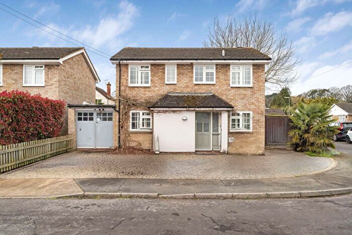 4 Bedroom Detached House For Sale In Colebrook, Ottershaw, Chertsey, Surrey, KT16