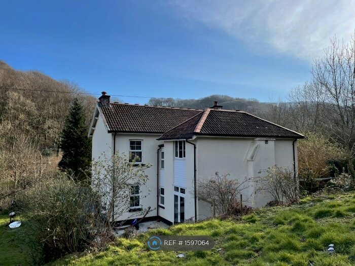 4 Bedroom Detached House To Rent In Score Valley House, Ilfracombe, EX34