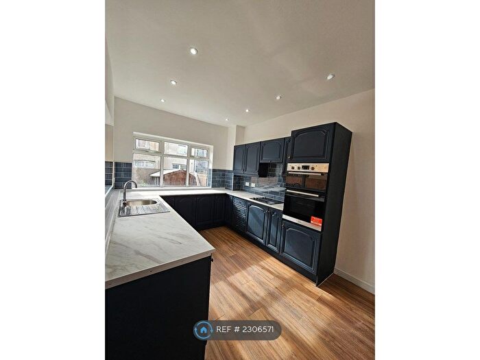 3 Bedroom Terraced House To Rent In Gloucester Road, Bootle, L20