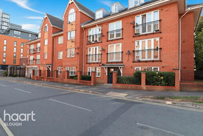 2 Bedroom Apartment To Rent In Mill Street, Slough, SL2