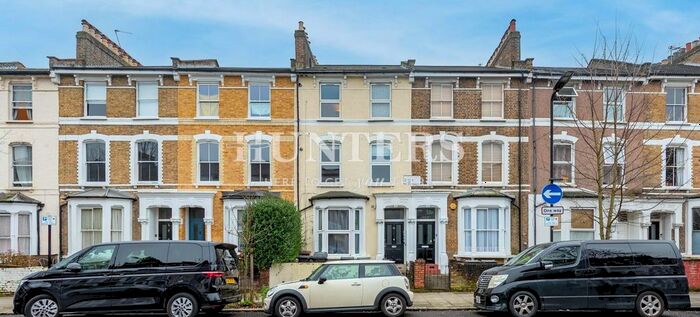 2 Bedroom Flat To Rent In Evering Road, London, N16