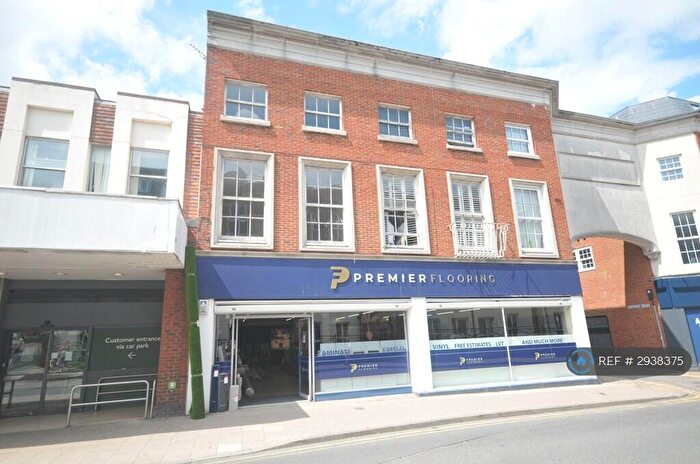 3 Bedroom Maisonette To Rent In Queen St, Ramsgate, CT11
