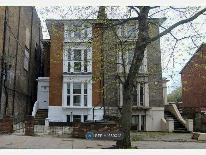 Studio To Rent In Junction Road, London, N19