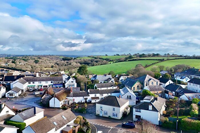 3 Bedroom Detached House For Sale In The Square, Mawnan Smith, TR11