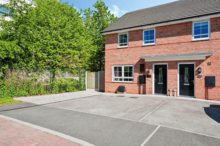 3 Bedroom Semi Detached House For Sale In Princeton Way, Ellesmere Port, CH65