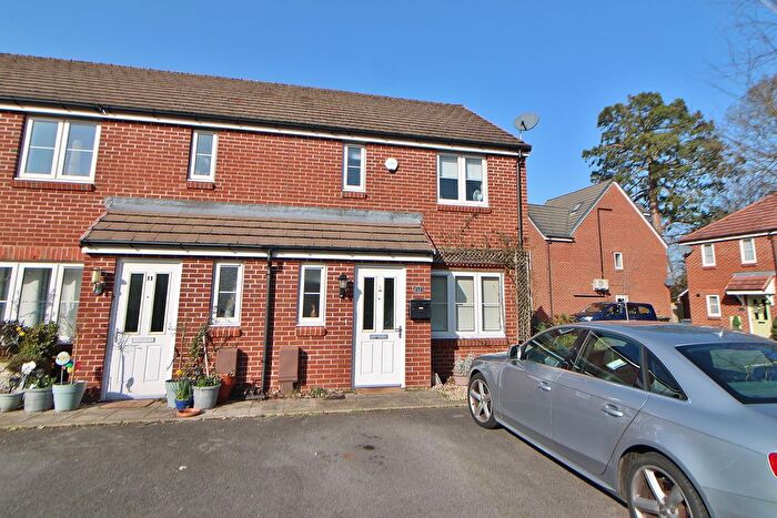 3 Bedroom End Terrace House For Sale In Taylor Close, Purbrook, PO7
