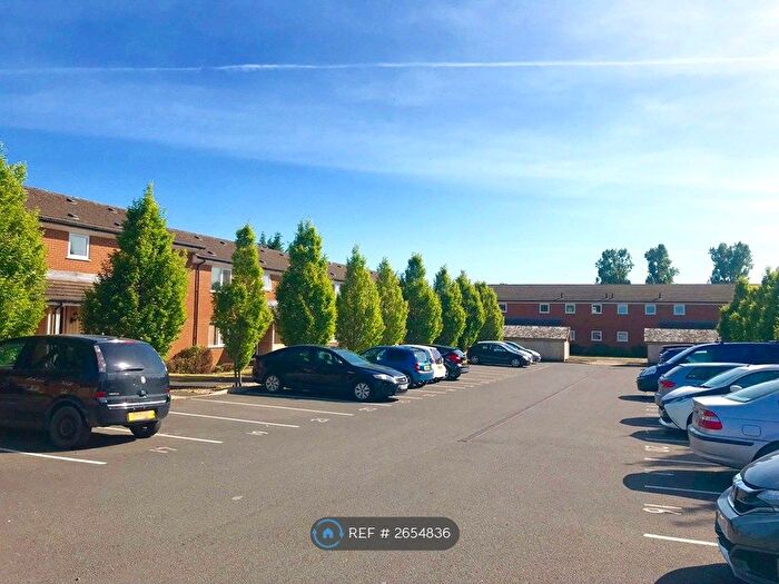 2 Bedroom Flat To Rent In Brookfield Close, Weston Rhyn, Oswestry, SY10