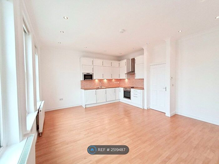 1 Bedroom Flat To Rent In High Street, London, W3
