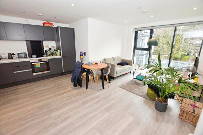 1 Bedroom Flat To Rent In Downtown, Woden Street, Salford, M5
