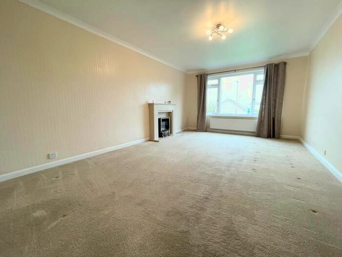 2 Bedroom Bungalow To Rent In Moorland Close, Linthwaite, Huddersfield, HD7