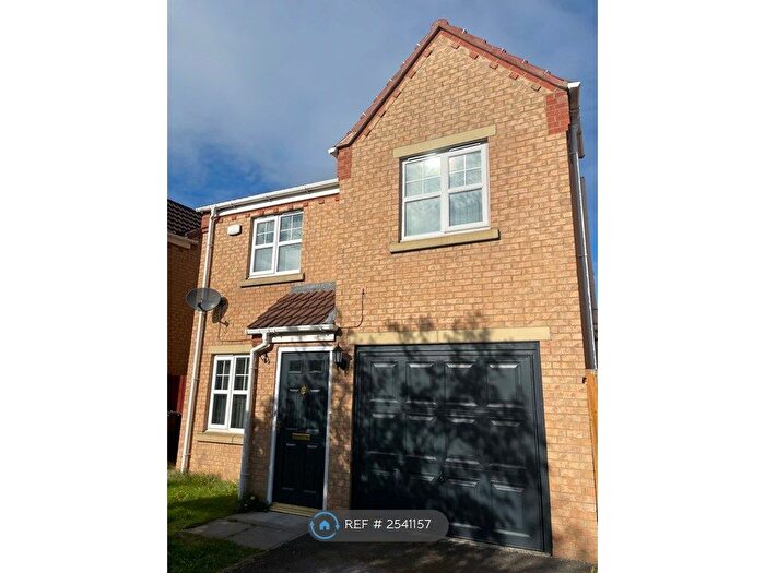 3 Bedroom Detached House To Rent In Moorfield Close, Darlington, DL1