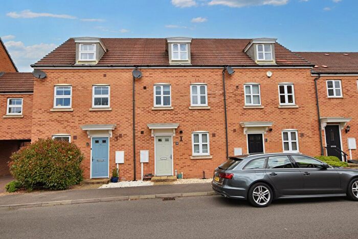3 Bedroom Town House To Rent In Jackson Way, Stamford, PE9