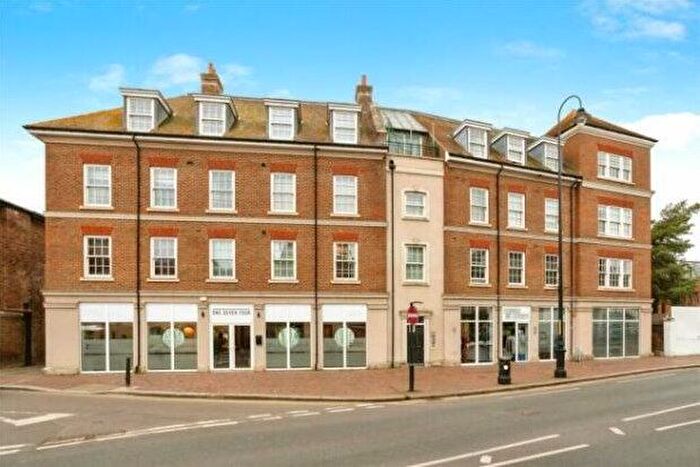 1 Bedroom Flat To Rent In High Street, Tonbridge, TN9