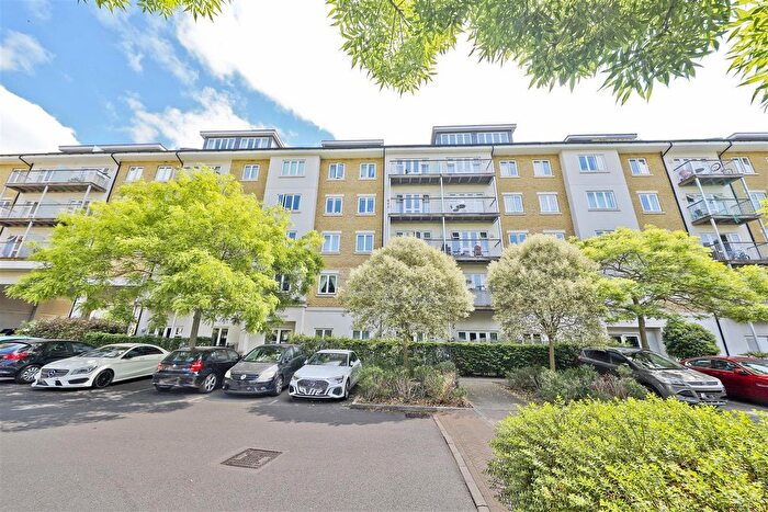 1 Bedroom Flat To Rent In Kensington House, Park Lodge Avenue, West Drayton, UB7