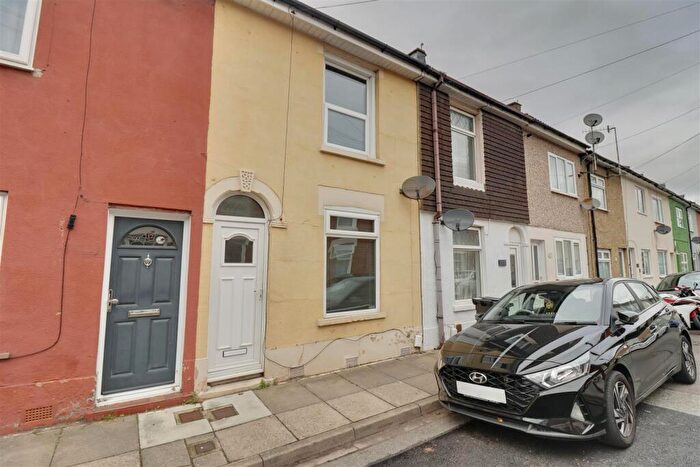 2 Bedroom Terraced House To Rent In Samuel Road, PO1