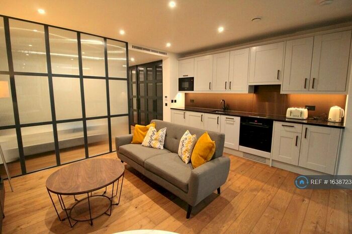 Studio To Rent In Emery Way, London, E1W