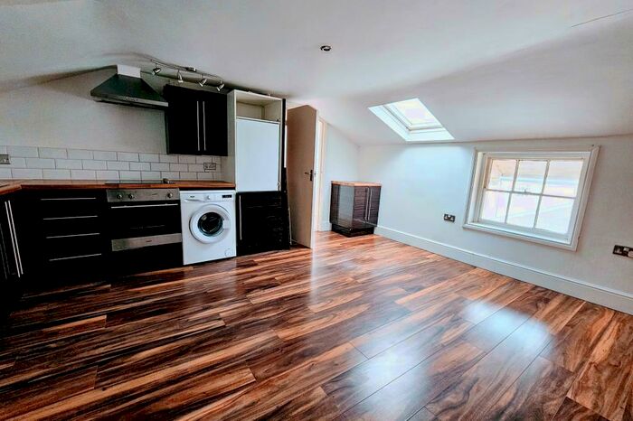 1 Bedroom Apartment To Rent In Eldon Road, Reading, RG1