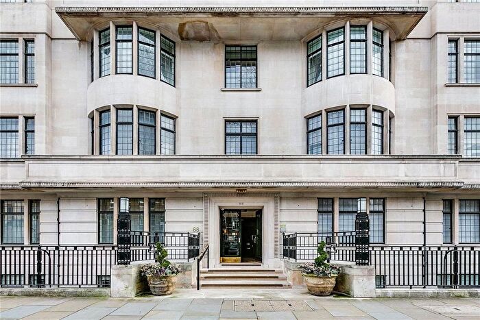 2 Bedroom Flat For Sale In Portland Place, Marylebone, W1B