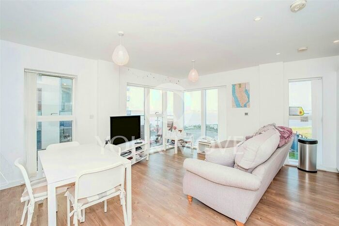 1 Bedroom Flat To Rent In Wainwright Avenue, Greenhithe, Kent, DA9