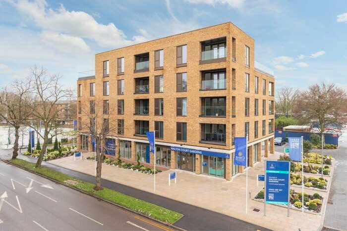 1 Bedroom Flat To Rent In Leaping Birds Rise, Walton-On-Thames, KT12