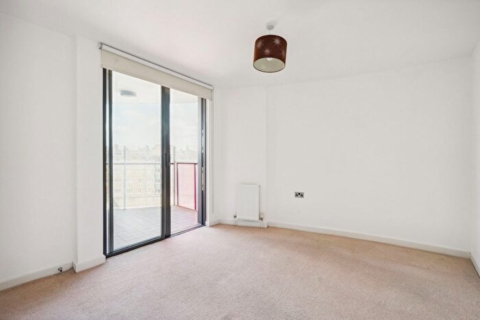 2 Bedroom Flat For Sale In Cubitt Court, Euston, NW1