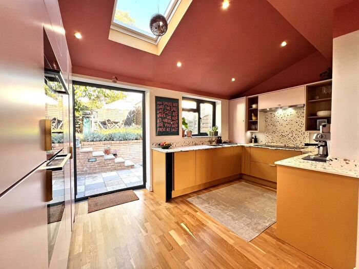 3 Bedroom Terraced House For Sale In Moordown, London, SE18