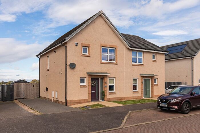 3 Bedroom Villa For Sale In Shiel Hall Grove, Rosewell, EH24
