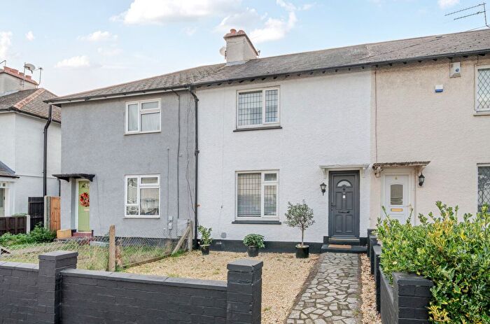 3 Bedroom Terraced House For Sale In Cavendish Road, Sunbury-On-Thames, TW16