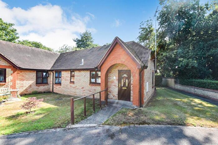 2 Bedroom Sheltered Housing For Sale In Tutors Way, South Woodham Ferrers, CM3