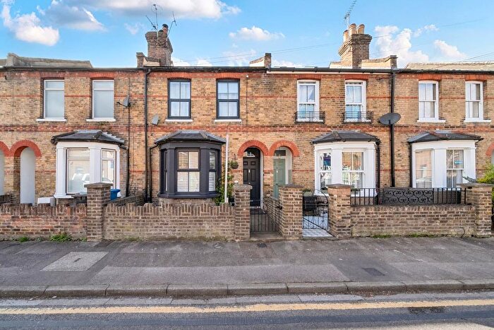 3 Bedroom Terraced House For Sale In Vansittart Road, Windsor, Berkshire, SL4