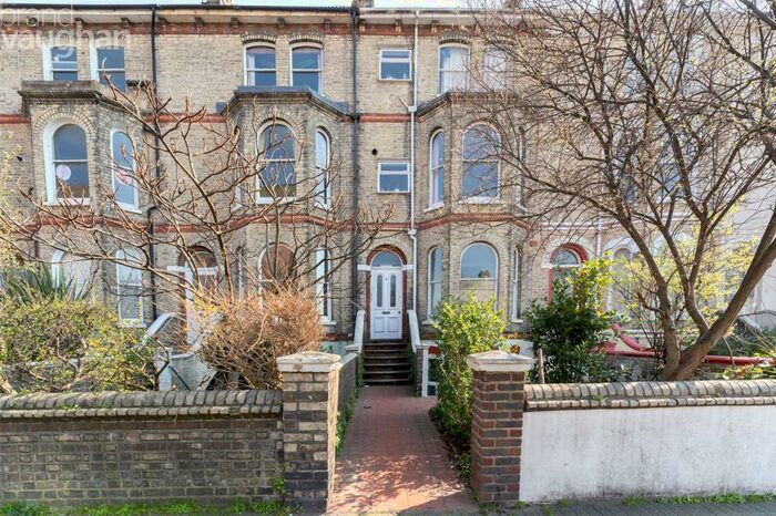 1 Bedroom Flat To Rent In Gladstone Terrace, Brighton, East Sussex, BN2