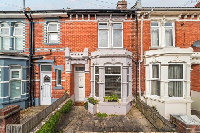 3 Bedroom Terraced House For Sale In Kimbolton Road, Portsmouth, PO3
