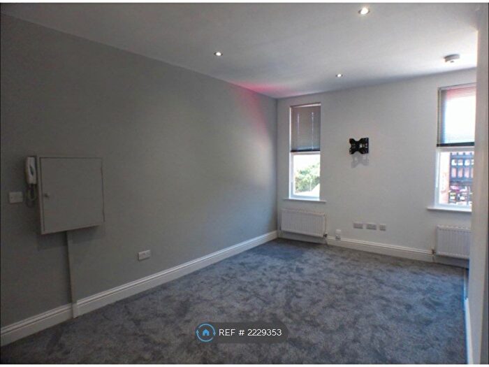 Studio To Rent In King Edward Rd, Nuneaton, CV11