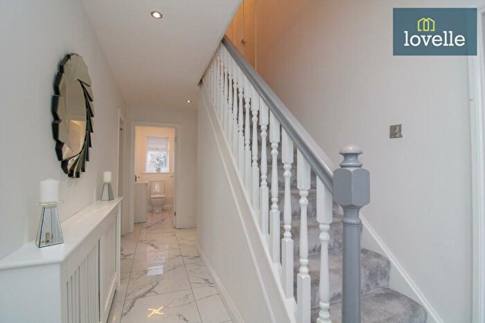 4 Bedroom Detached House For Sale In St Nicholas Drive, Wybers, Grimsby, DN37