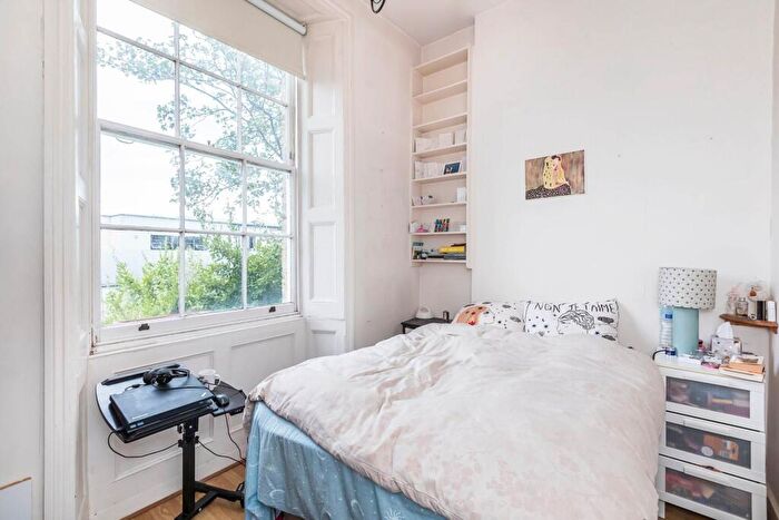 1 Bedroom Flat For Sale In Essex Road, London, N1