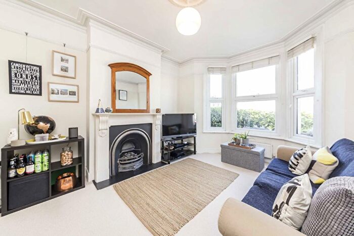 4 Bedroom Property To Rent In Totterdown Street, Tooting, SW17