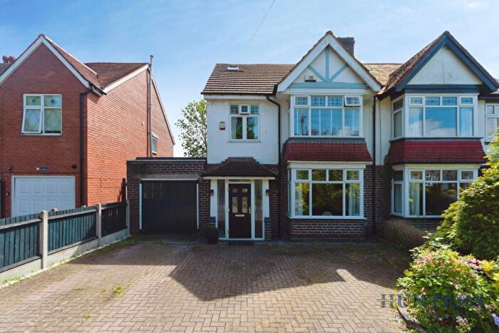 4 Bedroom House For Sale In Lyndon Road, Solihull, B92